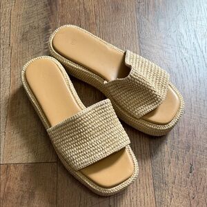Women's Tan Woven Slide Sandals